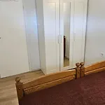 Ela Apartamento *